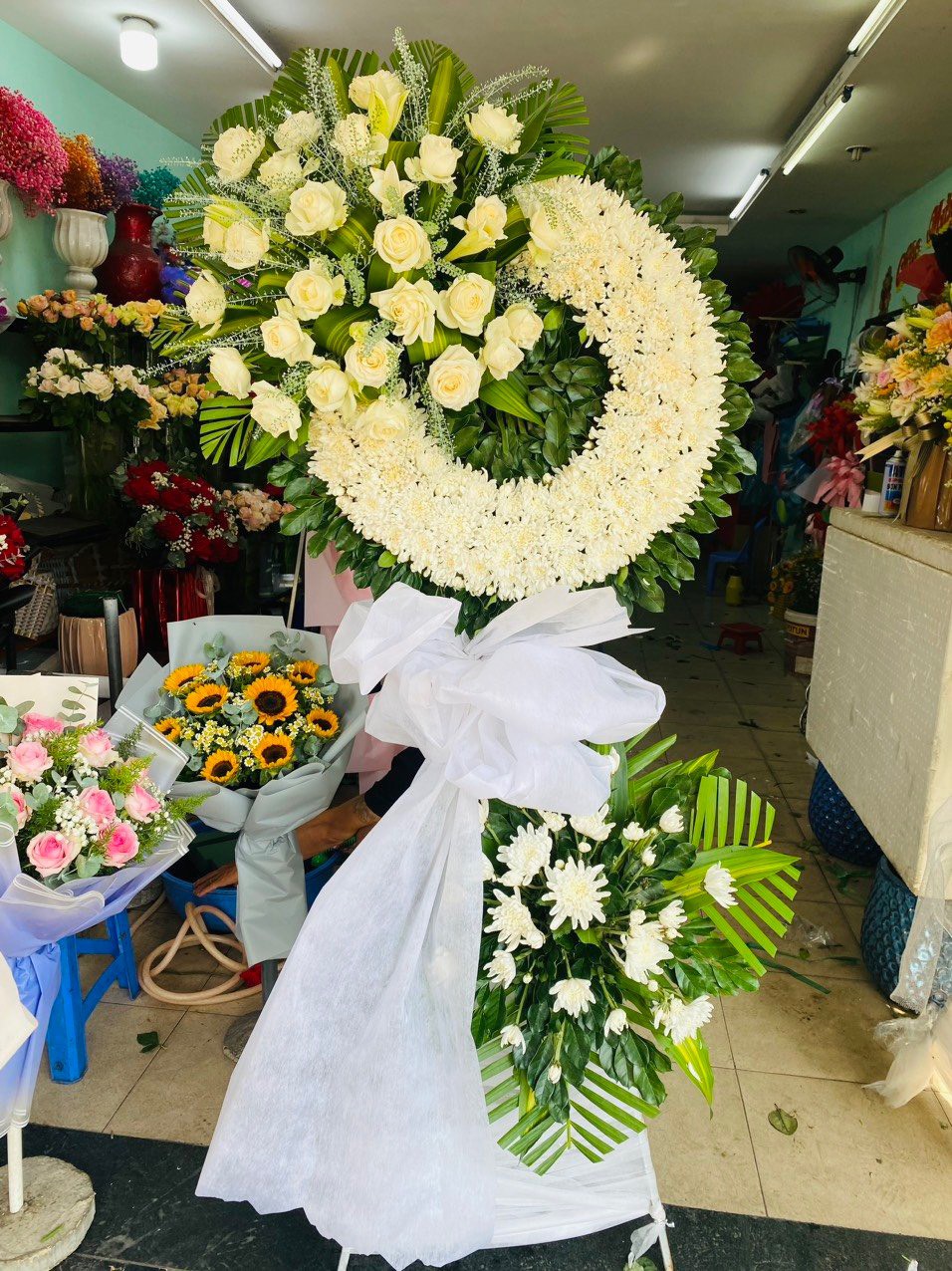 Kệ Hoa Kính Viếng 009